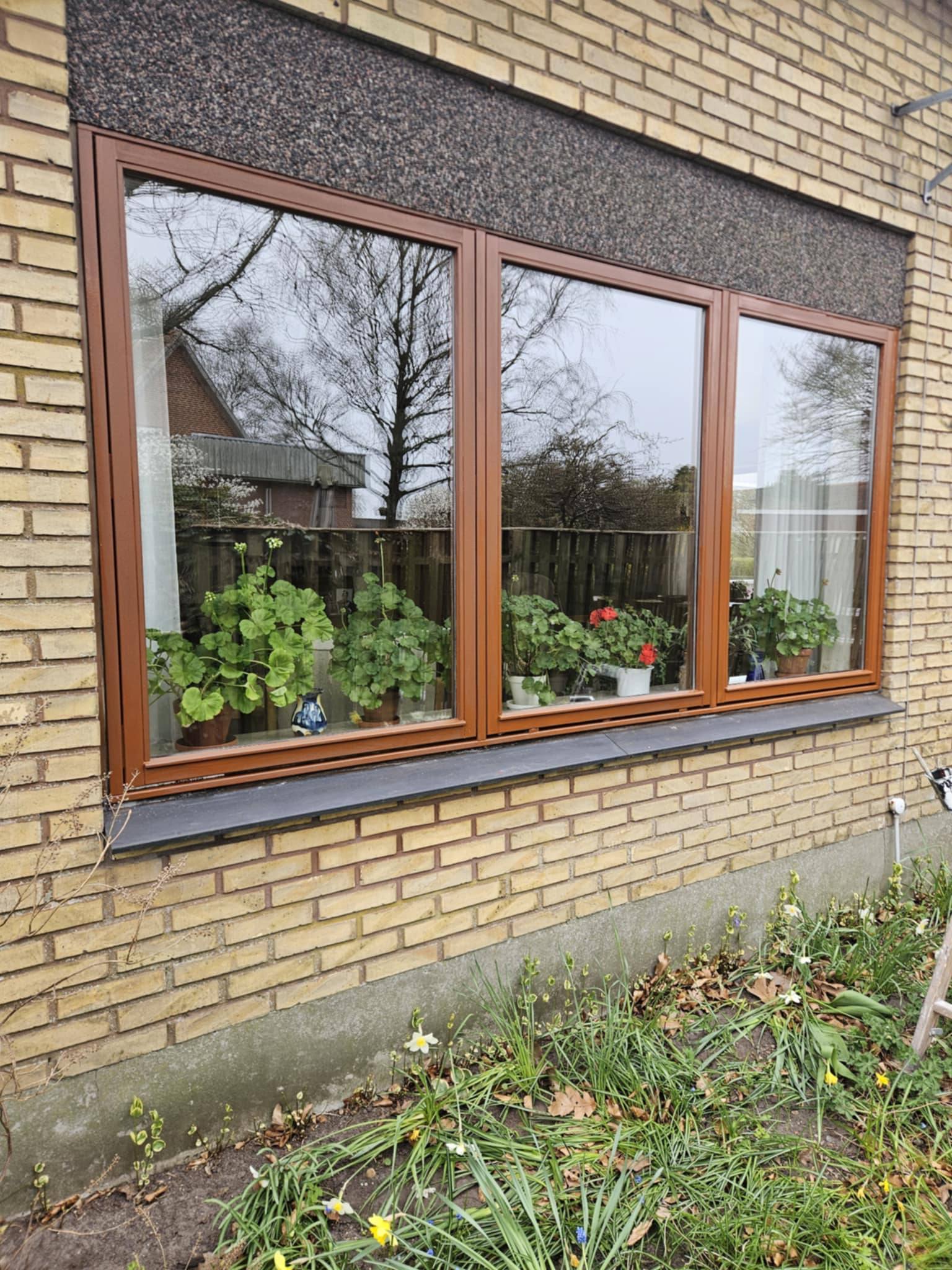 indendørs maling af vinduer